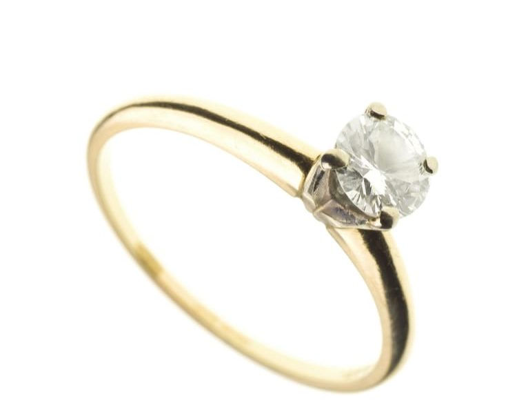 טבעת אירוסין קלאסית ועדינה 0.1 קראט